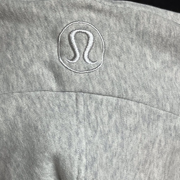 Like New! Lululemon Crop Jacket - Picture 7 of 8